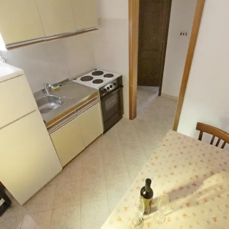 Apartamento With Parking Space - 27430 Umago