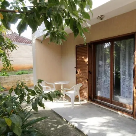 Apartments With Parking Space Umag - 27430 Umag