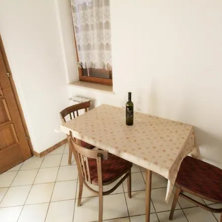 With Parking Space - 27430 Apartamento Umago