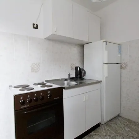 Apartments With Parking Space Umag - 27430 *